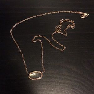 Kendra Scott necklace